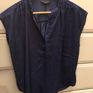 NWOT Banana Republic Navy Dolman sleeve blouse size small.